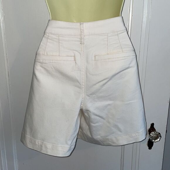a.n.a cream colored high waisted pleat front shorts - Picture 5 of 8